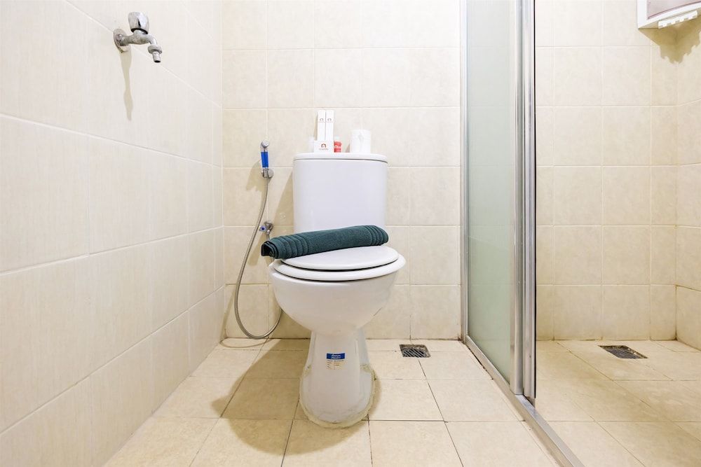 The Wave Apartment near Kota Kasablanka Room 23