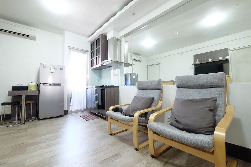 Spacious Apartment at Green Bay Pluit