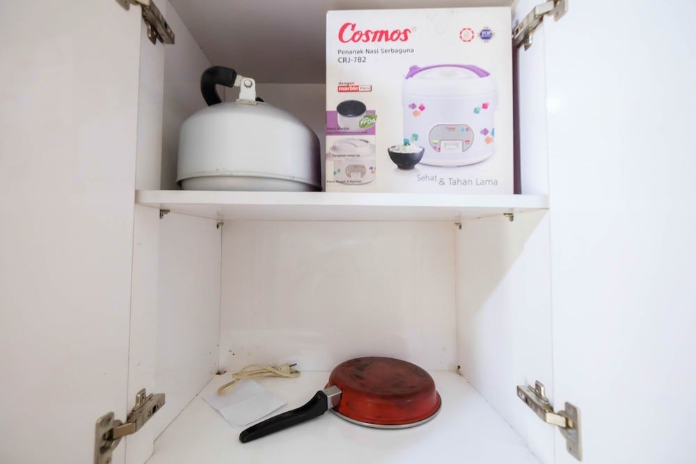 Simple 2BR Pancoran Riverside Apartment Room 18