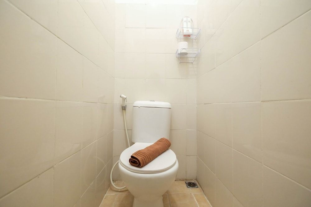 Simple 2BR Pancoran Riverside Apartment Room 21