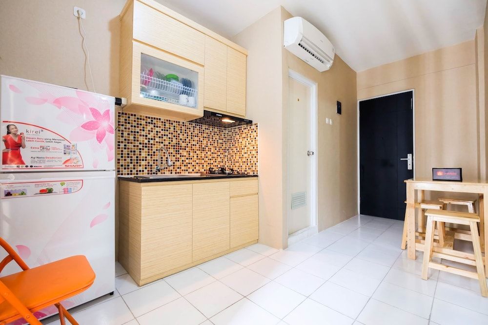 Simple 2BR Pancoran Riverside Apartment Room 2