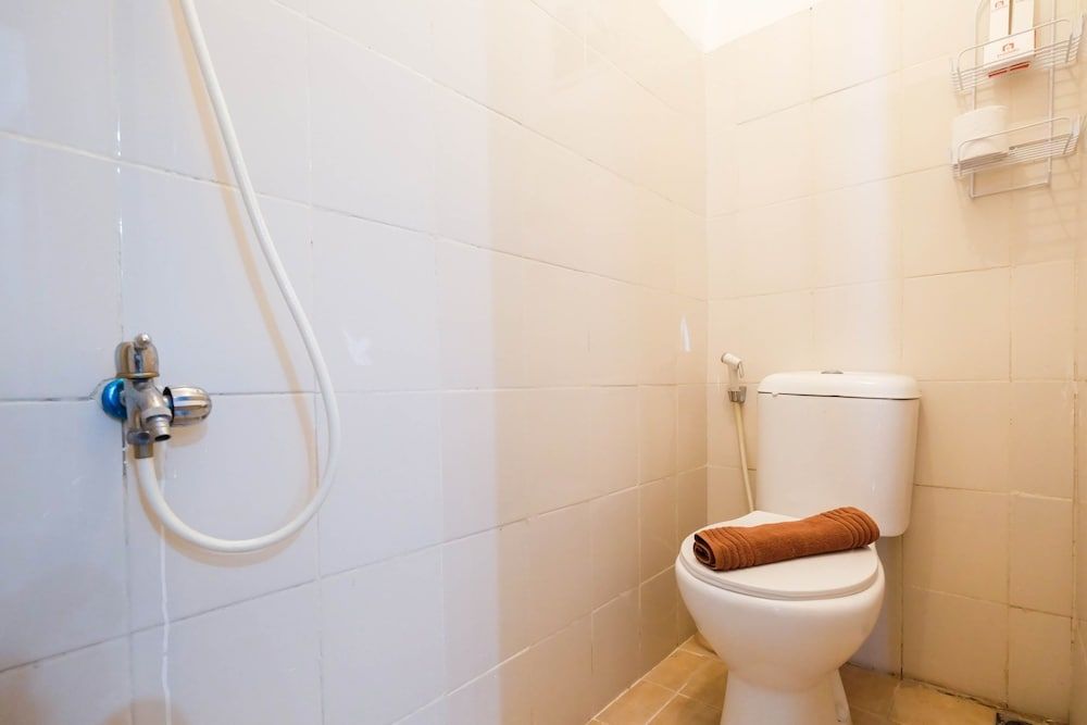 Simple 2BR Pancoran Riverside Apartment Room 22