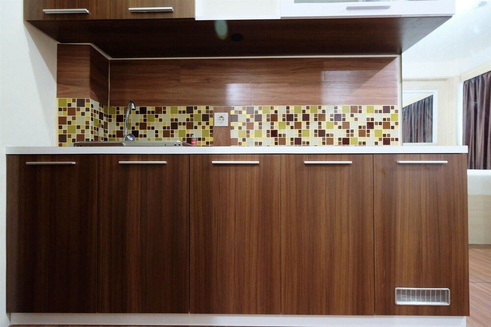 Strategic and Simple Studio Tifolia Apartment near Kelapa Gading Room 7