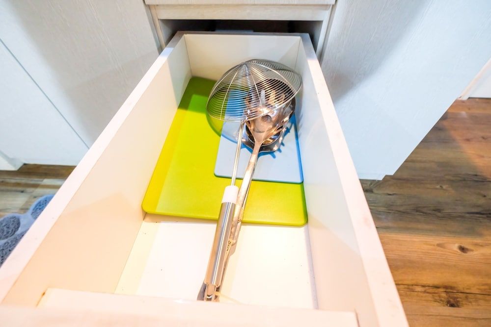 Modern And Comfy 3BR Bassura City Apartment Room 13