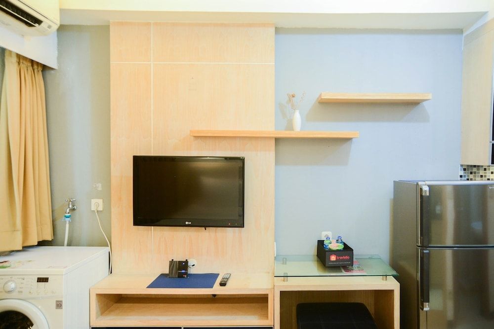 undefined Simply Studio Maple Park Apartment with City View 2