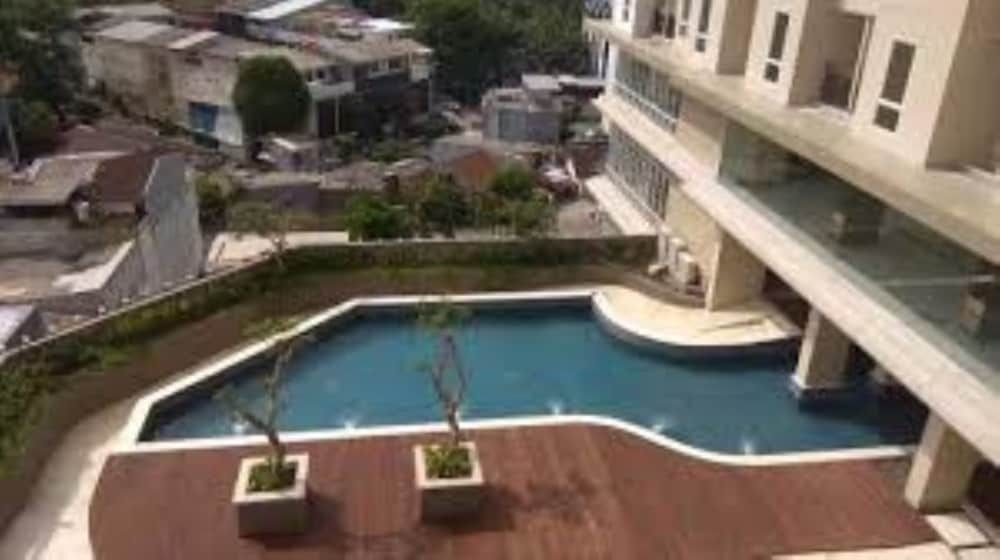 2BR Elpis Residence Apartment Near To Mangga Dua Area Room 27