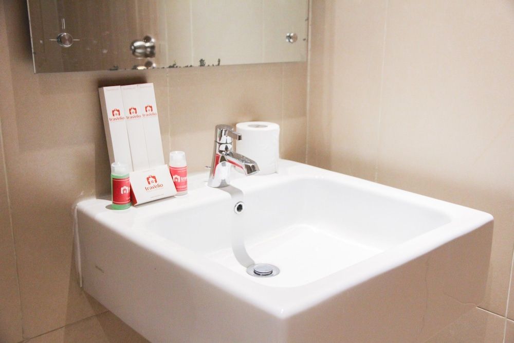 2BR Elpis Residence Apartment Near To Mangga Dua Area Room 31