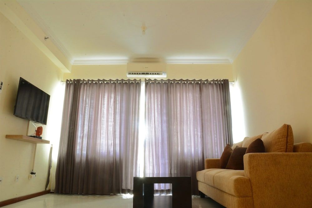 Luxury Design Grand Palace Kemayoran Apartment With Private Bathtub Room 28