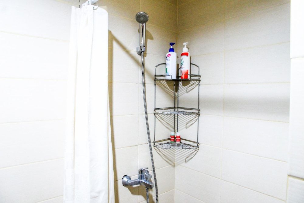 Cozy and Elegant 1BR Apartment Belmont Residence Room 29