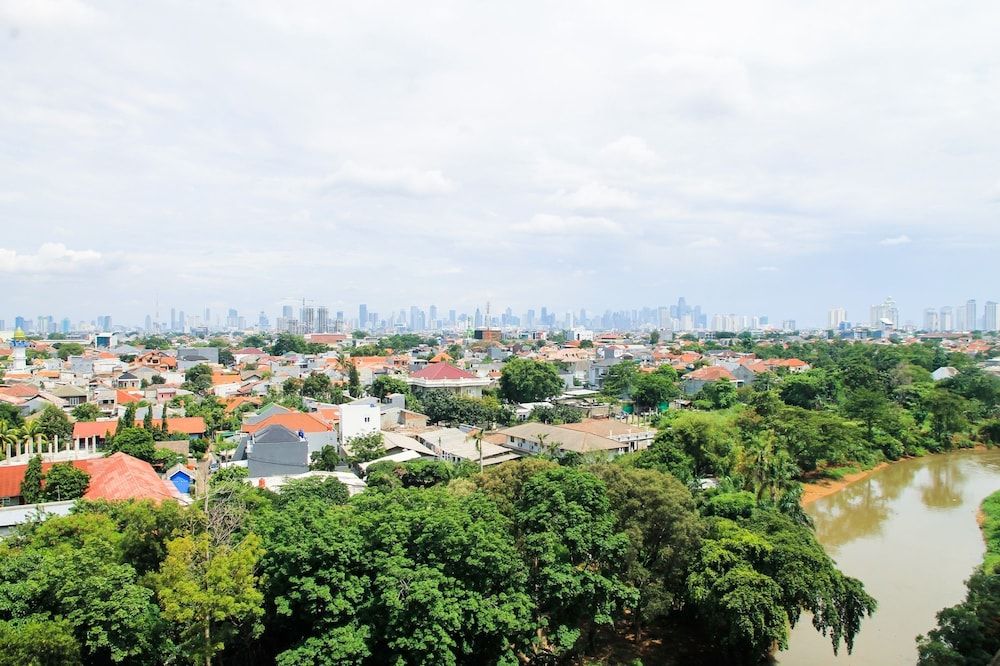 Cozy and Elegant 1BR Apartment Belmont Residence Room 25