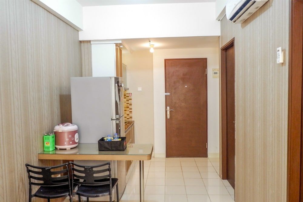 Puri Park View Apartment with Balcony Room 13