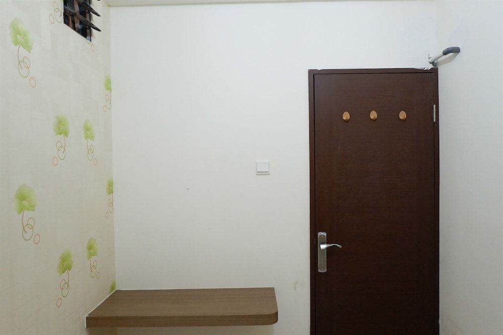 Puri Park View Apartment with Balcony Room 21