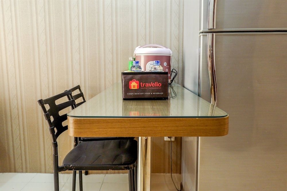 Puri Park View Apartment with Balcony Room 11