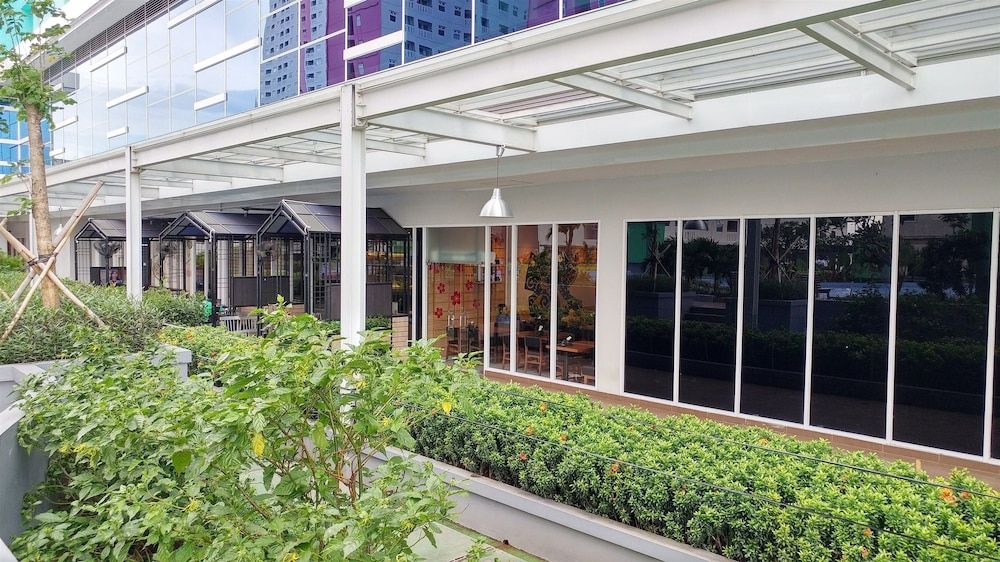 undefined Well Designed 2BR Green Pramuka Apartment 3