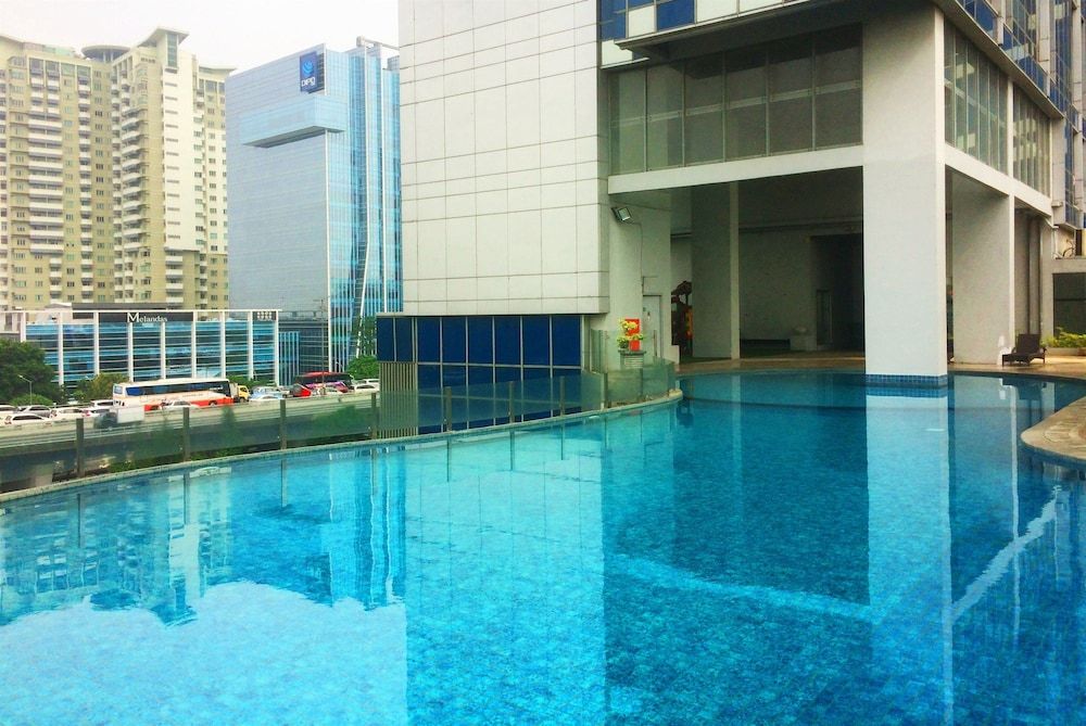 undefined Spacious 2BR GP Plaza Apartment 5