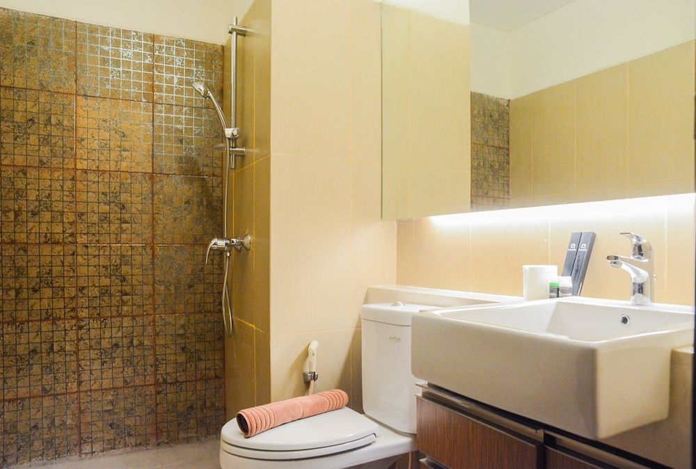 Spacious 2BR GP Plaza Apartment Room 17