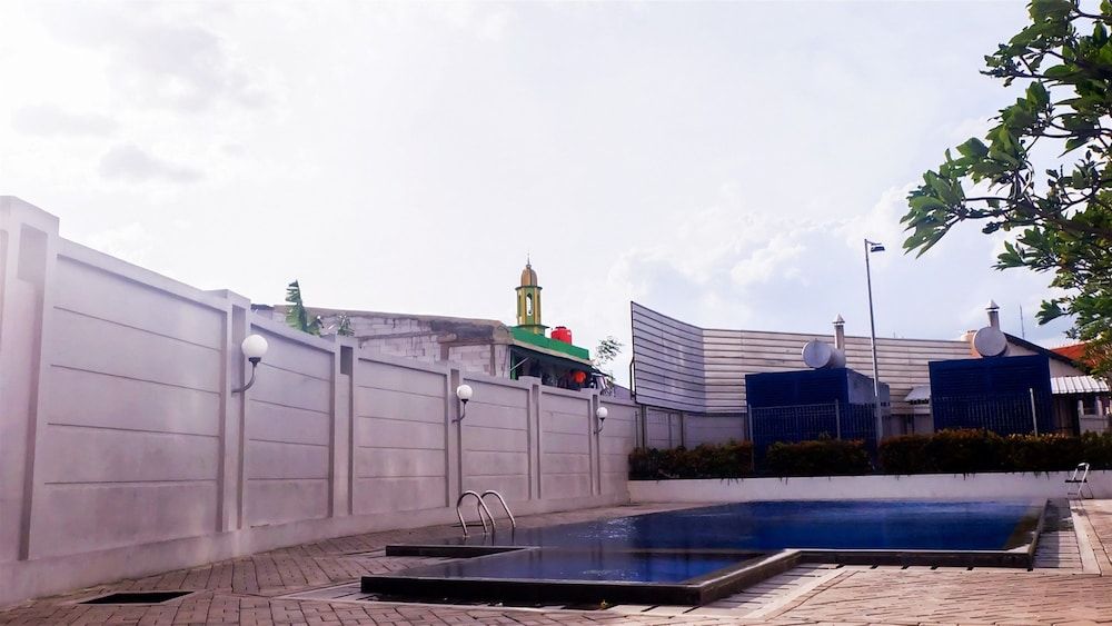 undefined Best View Studio Apartment Tifolia near Kelapa Gading 5