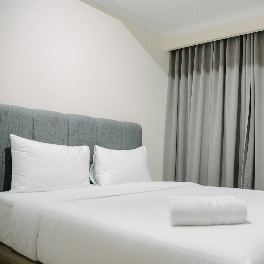 undefined 2BR Deluxe and Modern Menteng Park Apartment 7
