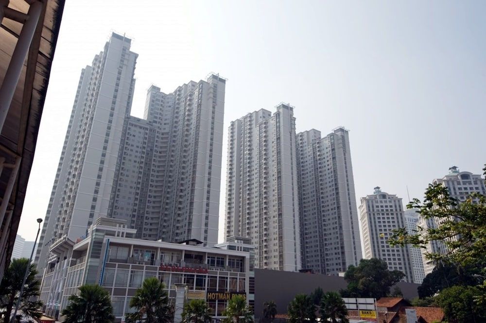 undefined Homey & Vintage 2BR @ Sudirman Park Apartment 2