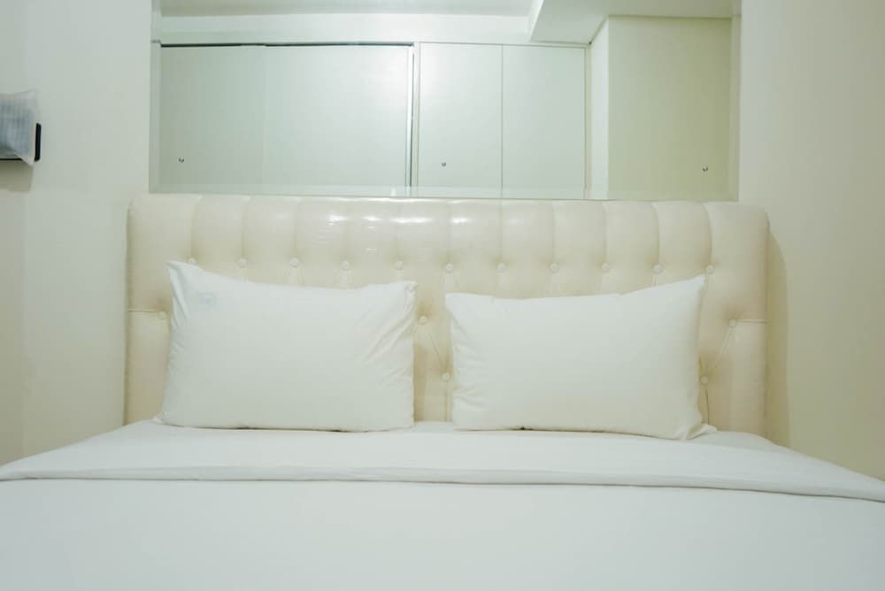 undefined 2BR with Study Room at L'Avenue Apartment 10