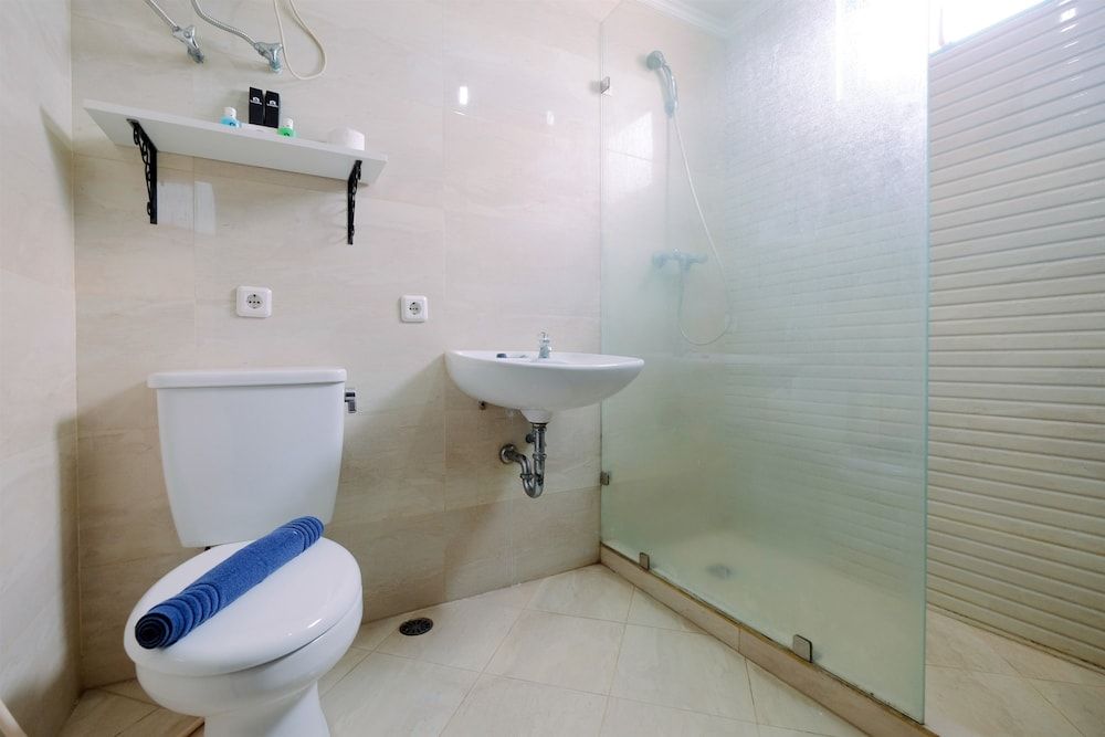 2BR Graha Cempaka Apartment near ITC Cempaka Mas Room 11