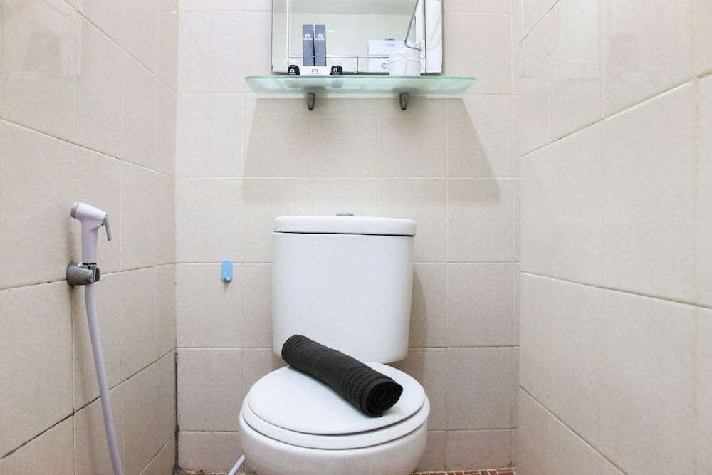 Comfy Studio Room Sunter Park View Apartment Room 19