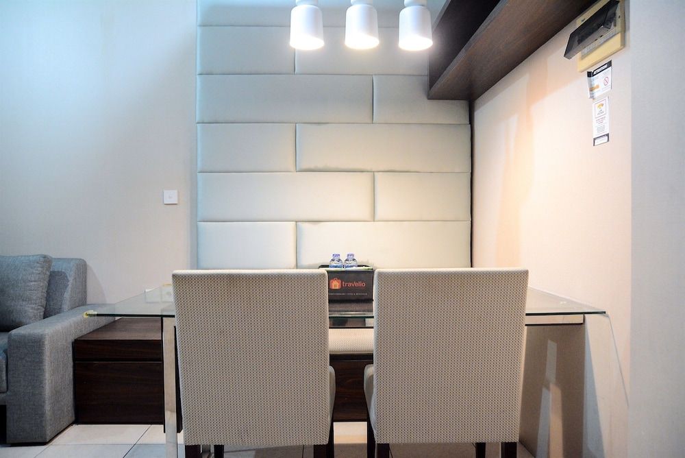 Great Location 2BR Maple Park Apartment Room 11