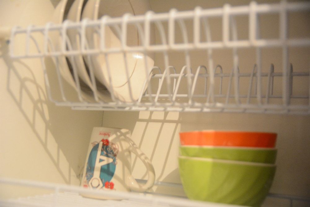 Great Location 2BR Maple Park Apartment Room 14