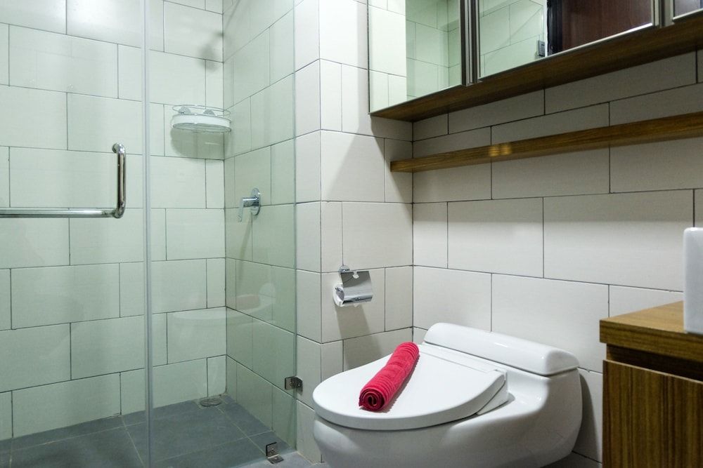 Best Price 1BR Lexington Residence Room 17