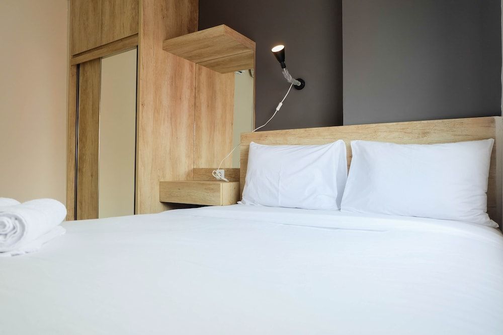 undefined Modern and Bright 2BR Green Pramuka Apartment