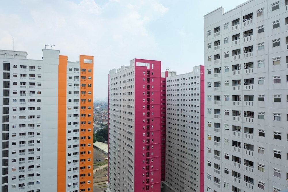 undefined Modern and Bright 2BR Green Pramuka Apartment 7