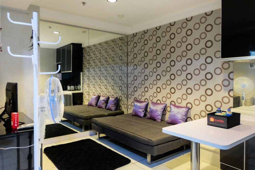 undefined Spacious 1BR Pancoran Riverside Apartment near Kalibata City