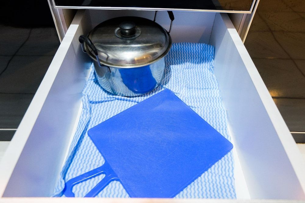 Spacious 1BR Pancoran Riverside Apartment near Kalibata City Room 9