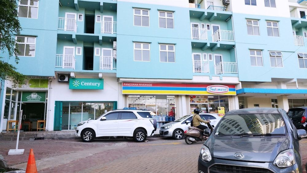 undefined Simply Homey 2BR Pancoran Riverside Apartment 4