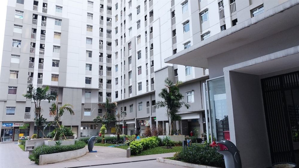 undefined Comfy 2BR Green Bay Pluit Apartment 2