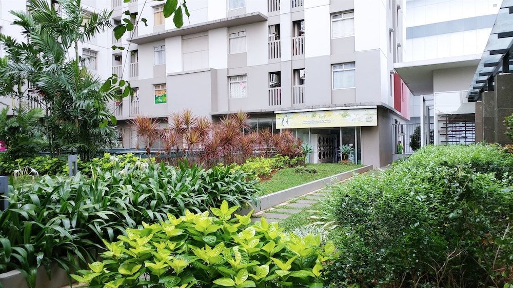 undefined Comfy 2BR Green Bay Pluit Apartment 5