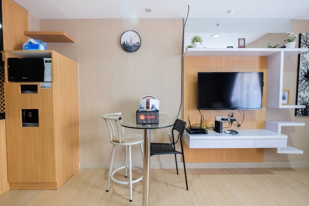 undefined Elegant Studio The Hive Tamansari Apartment 8