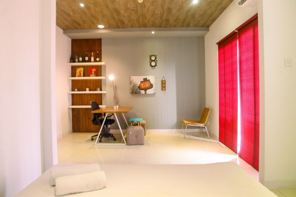 Modern 2BR Cervino Village Apartment Room 11