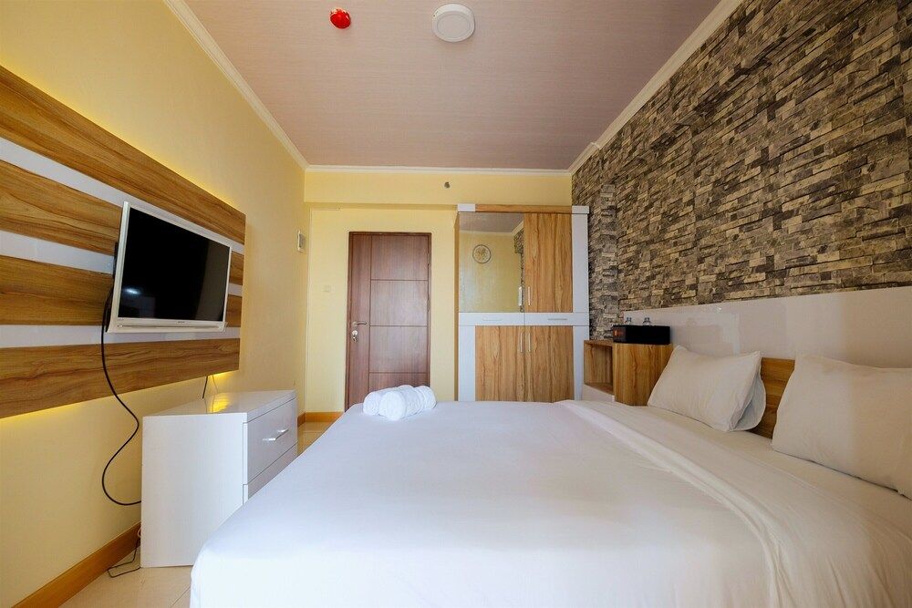 undefined Minimalist and Comfy Studio at Pluit Sea View Apartment 8