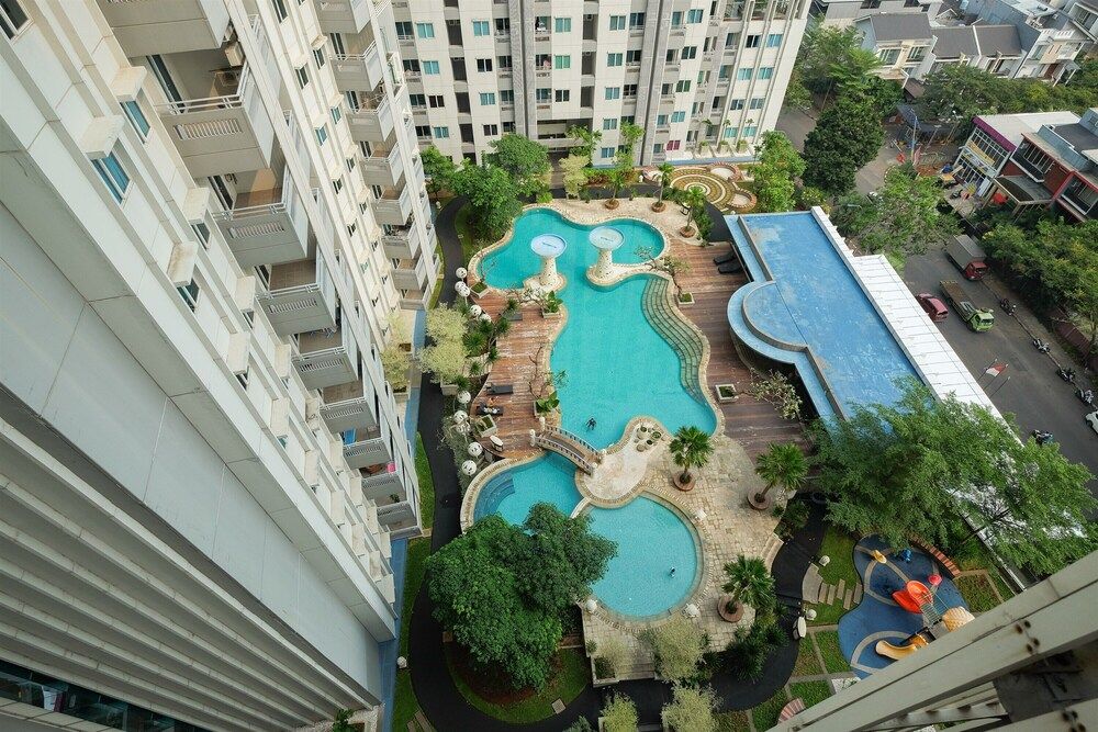 undefined Comfortable 2BR Sky Terrace Apartment 2