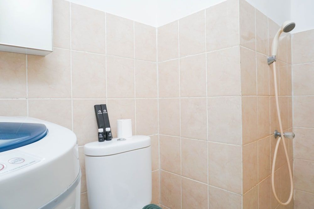 Spacious 2BR Green Bay Pluit Apartment Room 20