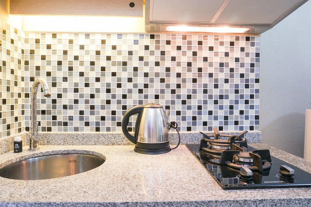 Spacious 2BR Green Bay Pluit Apartment Room 13