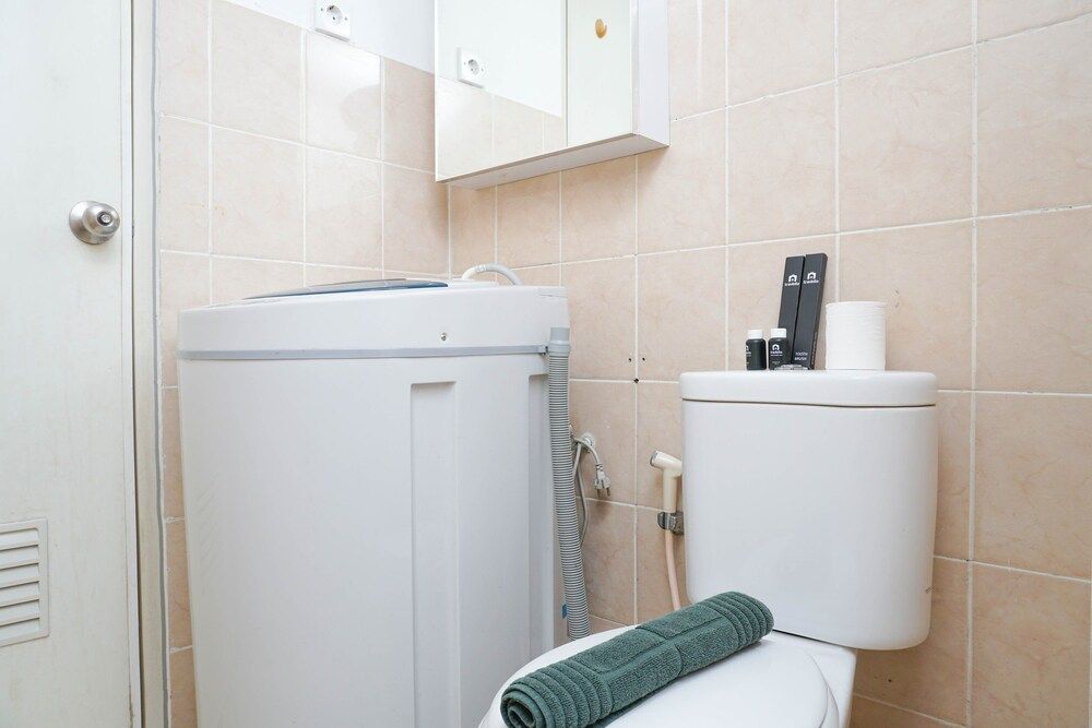 Spacious 2BR Green Bay Pluit Apartment Room 19