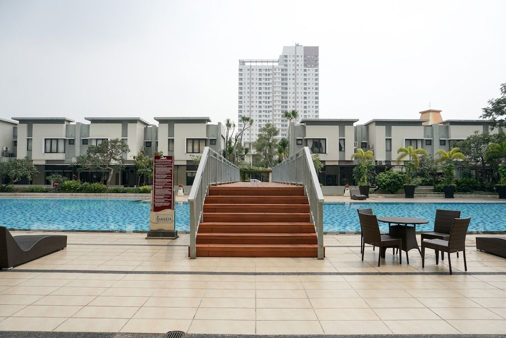 undefined 1BR Apartment at Cosmo Mansion near Grand Indonesia 2