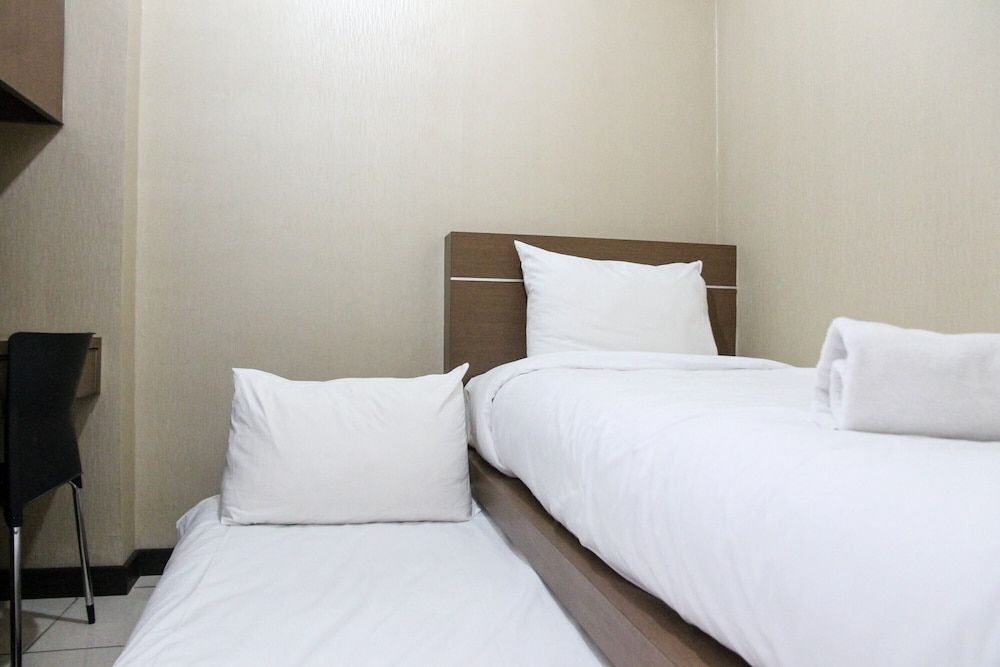 undefined Clean and Cozy 2BR at Green Bay Apartment 8