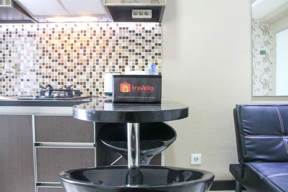 undefined Clean and Cozy 2BR at Green Bay Apartment 7