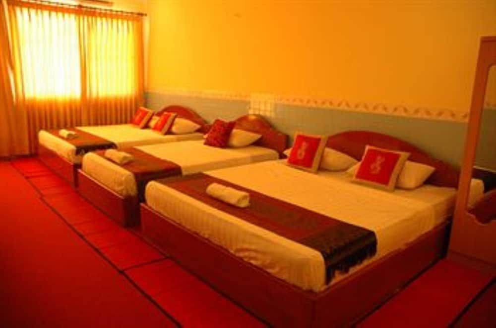 undefined Sun Flower Mart 10