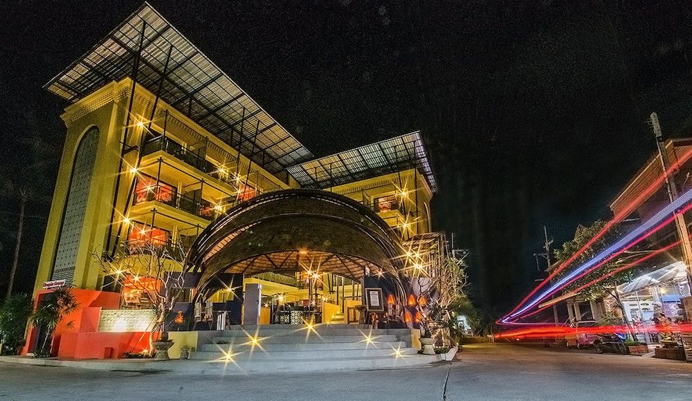 Front of property - evening/night