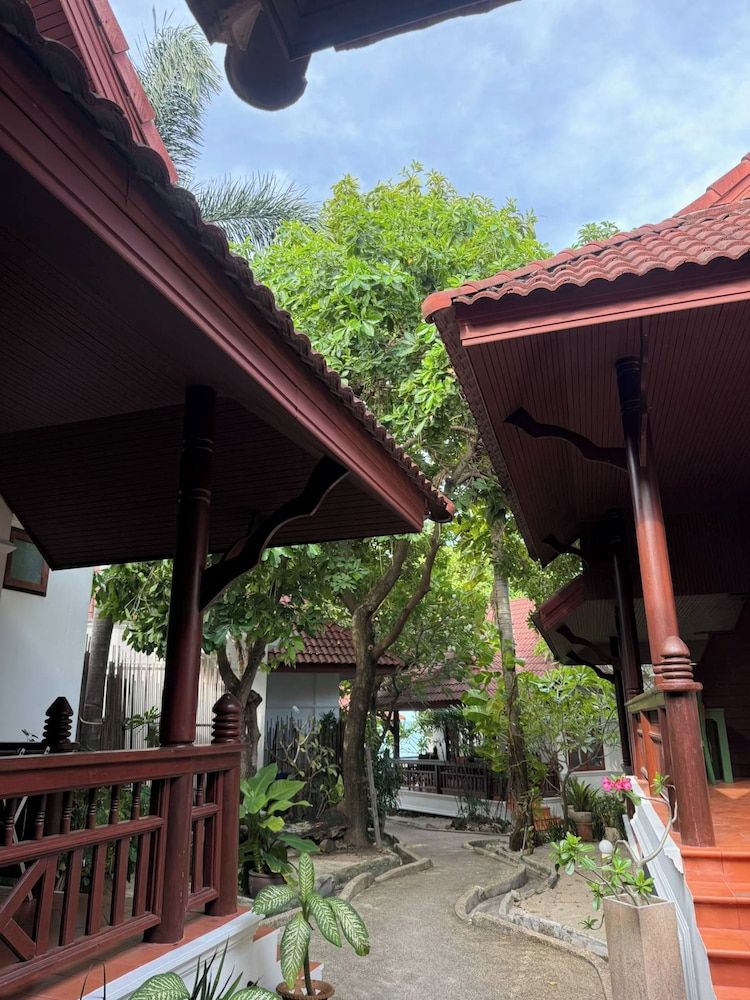 undefined Bhundhari Chaweng Beach Resort Koh Samui 7