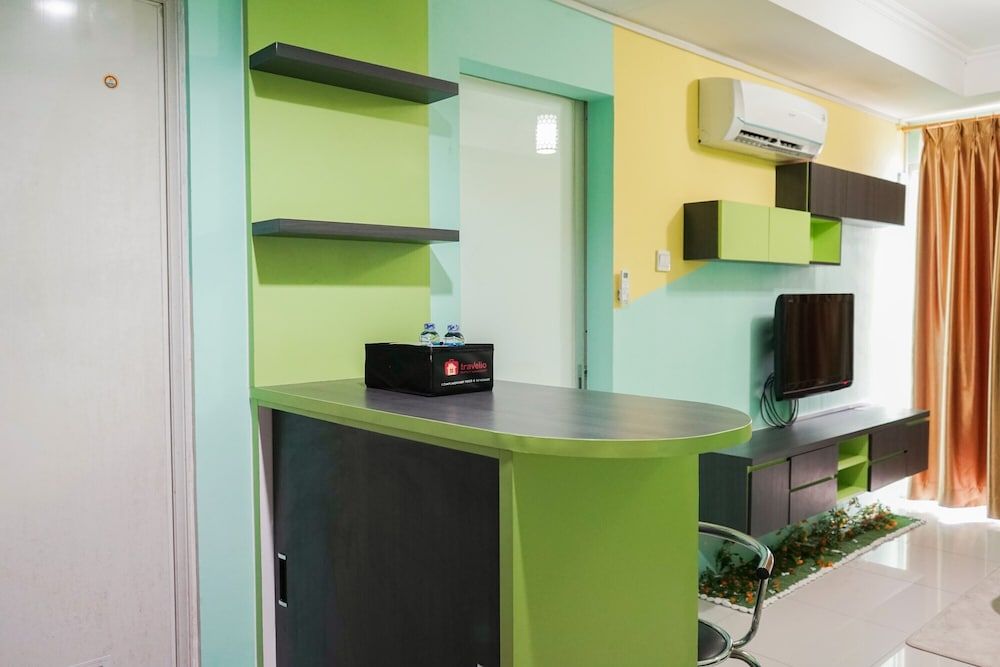 Elegant and Comfy 1BR Green Central City Apartment Room 4